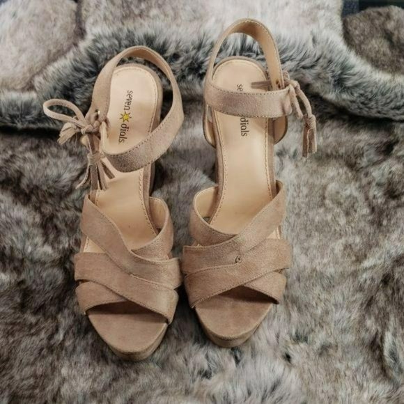 Seven DialS Naomi Suede Tan‎ Chunky Heel Sandals - Picture 6 of 8